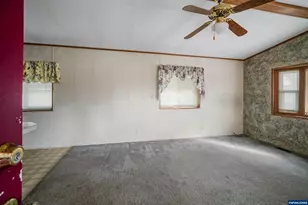 5525 43rd Way NE, Salem, OR 97305 - Photo 9