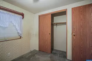 5525 43rd Way NE, Salem, OR 97305 - Photo 29