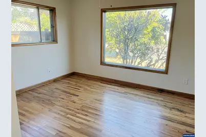 555 West Hills Wy NW, Salem, OR 97304 - Photo 19