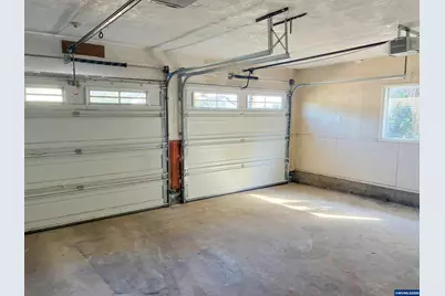 555 West Hills Wy NW, Salem, OR 97304 - Photo 21