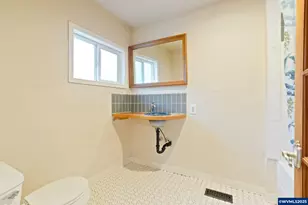 2310 Mountain View Dr, Salem, OR 97302 - Photo 27