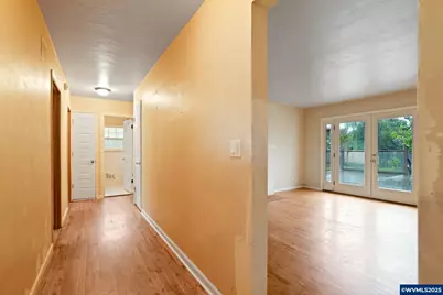 2310 Mountain View Dr, Salem, OR 97302 - Photo 7