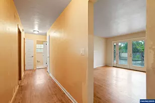 2310 Mountain View Dr, Salem, OR 97302 - Photo 7