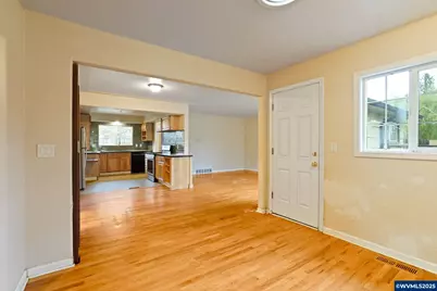 2310 Mountain View Dr, Salem, OR 97302 - Photo 21