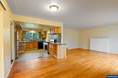 2310 Mountain View Dr, Salem, OR 97302 - Photo 13