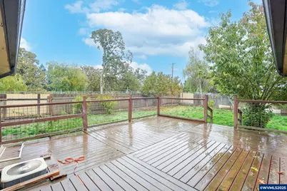 2310 Mountain View Dr, Salem, OR 97302 - Photo 37