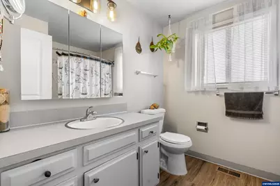 246 NW Lalack Pl, Dallas, OR 97338 - Photo 15