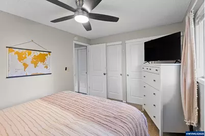 246 NW Lalack Pl, Dallas, OR 97338 - Photo 17