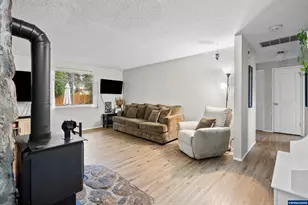 246 NW Lalack Pl, Dallas, OR 97338 - Photo 5