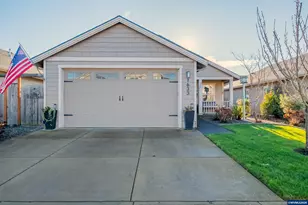 1633 SE Osoberry St, Dallas, OR 97338 - Photo 3