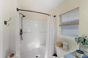 1633 SE Osoberry St, Dallas, OR 97338 - Photo 27