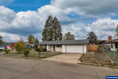 10 Carmel Ct, Roseburg, OR 97471 - Photo 5