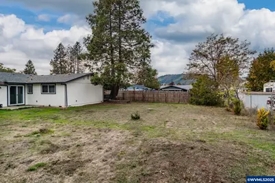 10 Carmel Ct, Roseburg, OR 97471 - Photo 45