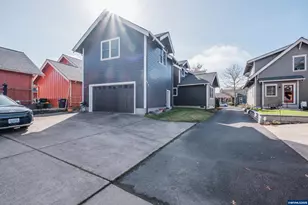 1390 Gwinn Street E, Monmouth, OR 97361 - Photo 45