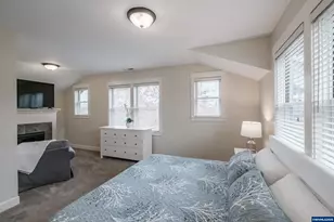 1390 Gwinn Street E, Monmouth, OR 97361 - Photo 23