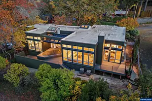 925 Holiday Ct S, Salem, OR 97302 - Photo 49