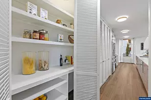 925 Holiday Ct S, Salem, OR 97302 - Photo 27