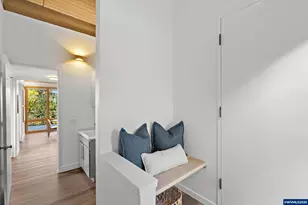 925 Holiday Ct S, Salem, OR 97302 - Photo 21