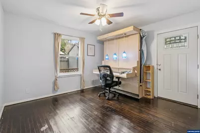 585 Madrona Av S, Salem, OR 97302 - Photo 11