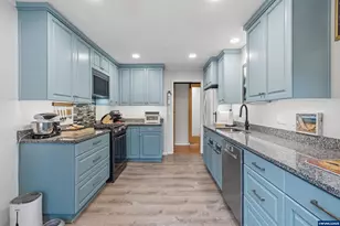 585 Madrona Ave S, Salem, OR 97302 - Photo 3