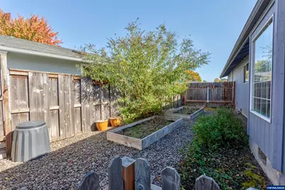 3181 SE Hathaway Dr, Corvallis, OR 97333 - Photo 31