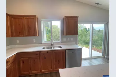 1230 Hop St SW, Albany, OR 97321 - Photo 17
