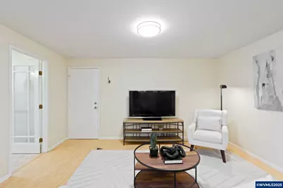 6679 Huntington Cir SE, Salem, OR 97306 - Photo 9