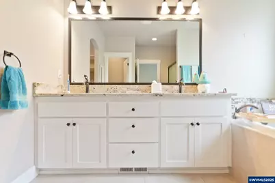 1242 Goldcrest Av NW, Salem, OR 97304 - Photo 23