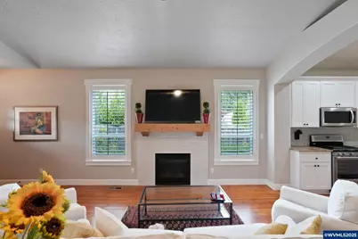 1242 Goldcrest Av NW, Salem, OR 97304 - Photo 9