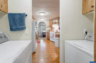 5422 NE Portland Rd, Salem, OR 97305 - Photo 17