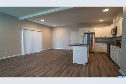 10 &amp; 12 Sand Ridge Ct, Lebanon, OR 97355 - Photo 5