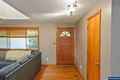 4033 NE Morning St, Corvallis, OR 97330 - Photo 9