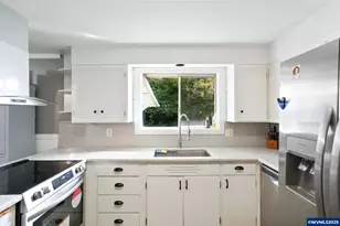 4033 NE Morning St, Corvallis, OR 97330 - Photo 13