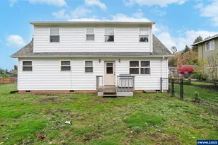 704 Cliff Ct, Silverton, OR 97381 - Photo 31