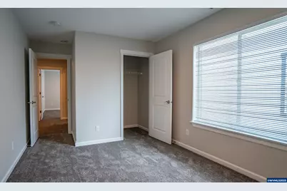 52 &amp; 54 Sand Ridge Ct, Lebanon, OR 97355 - Photo 17