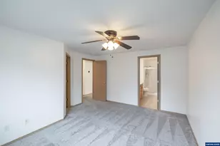 1011 Camry Ct NE, Salem, OR 97302 - Photo 19