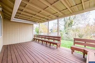 1011 Camry Ct NE, Salem, OR 97302 - Photo 23