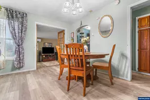 2045 Liberty St NE, Salem, OR 97301 - Photo 3