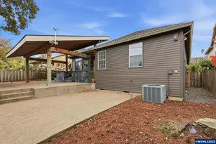 13002 Sierra Vista Dr, Lake Oswego, OR 97035 - Photo 47