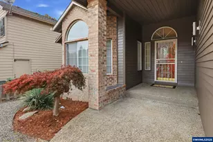 13002 Sierra Vista Dr, Lake Oswego, OR 97035 - Photo 3