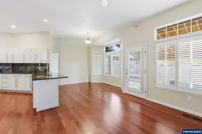 13002 Sierra Vista Dr, Lake Oswego, OR 97035 - Photo 17