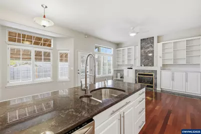 13002 Sierra Vista Dr, Lake Oswego, OR 97035 - Photo 13