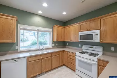 1587 Westhaven Av NW, Salem, OR 97304 - Photo 9