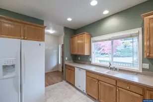 1587 Westhaven Ave NW, Salem, OR 97304 - Photo 7