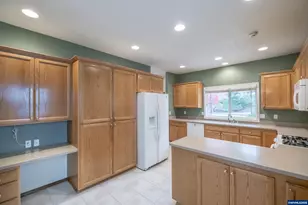 1587 Westhaven Ave NW, Salem, OR 97304 - Photo 11