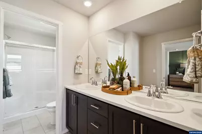 2702 Gunderson Av, Woodburn, OR 97071 - Photo 17