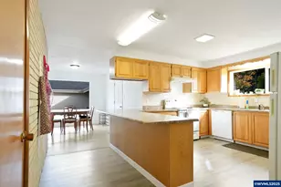 8975 Pacific Hwy, Monmouth, OR 97361 - Photo 3