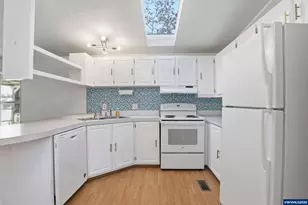 277 Edwards Rd S, Monmouth, OR 97361 - Photo 7