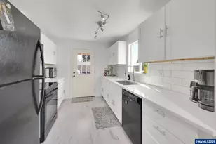 2567 Game Farm Rd, Springfield, OR 97477 - Photo 9