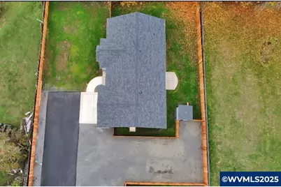 1088 38th Av, Sweet Home, OR 97386 - Photo 3